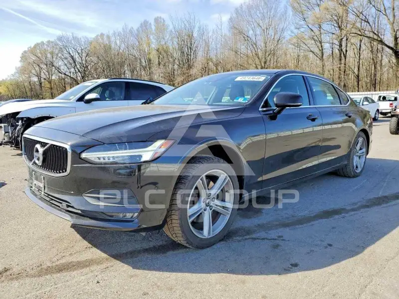 2018 Volvo S90 photo