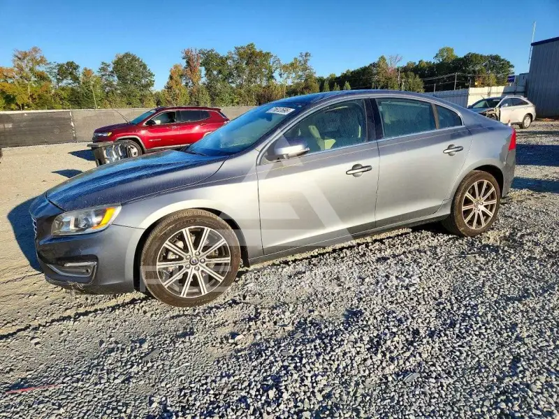 2018 Volvo S60 фото