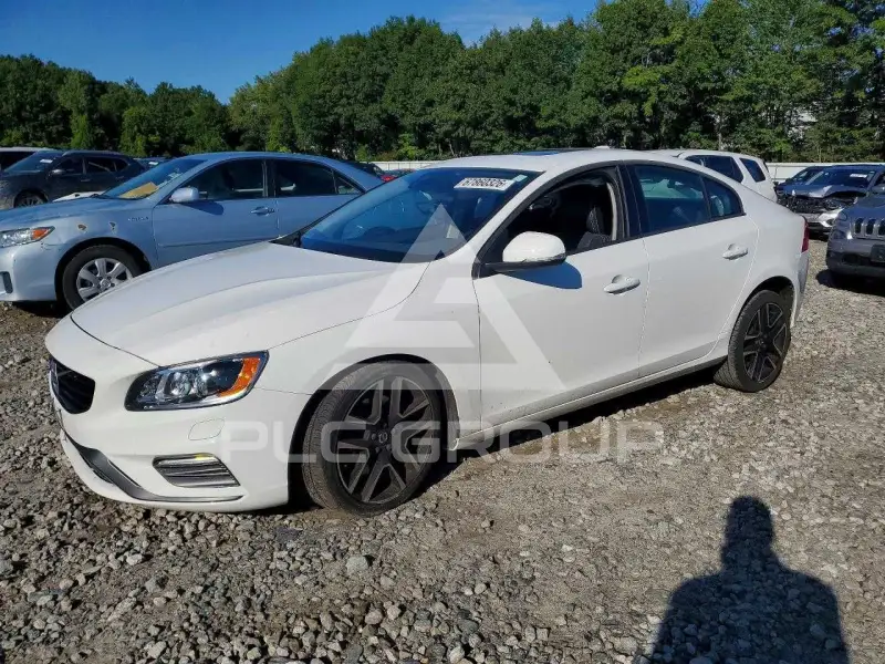 2018 Volvo S60 фото