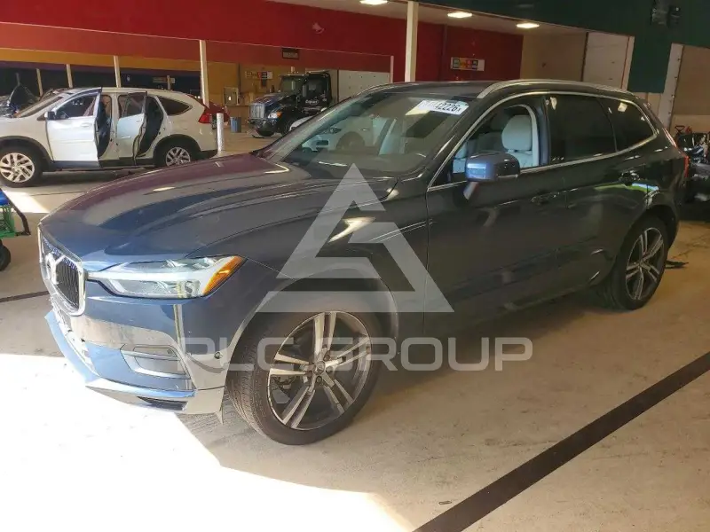2018 Volvo XC60 photo