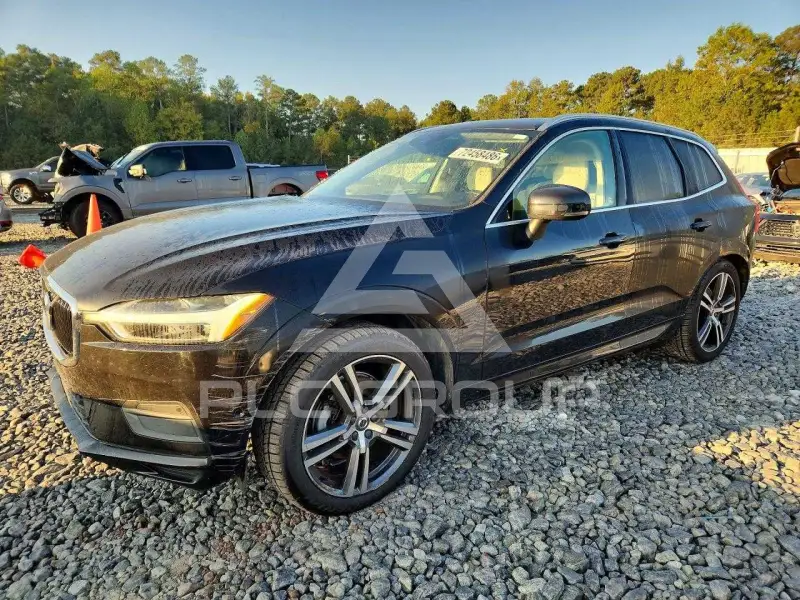 2018 Volvo XC60 photo