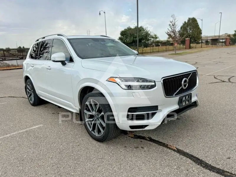 2018 Volvo XC90 фото