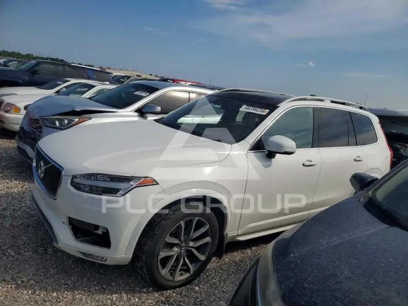 2018 Volvo XC90 photo
