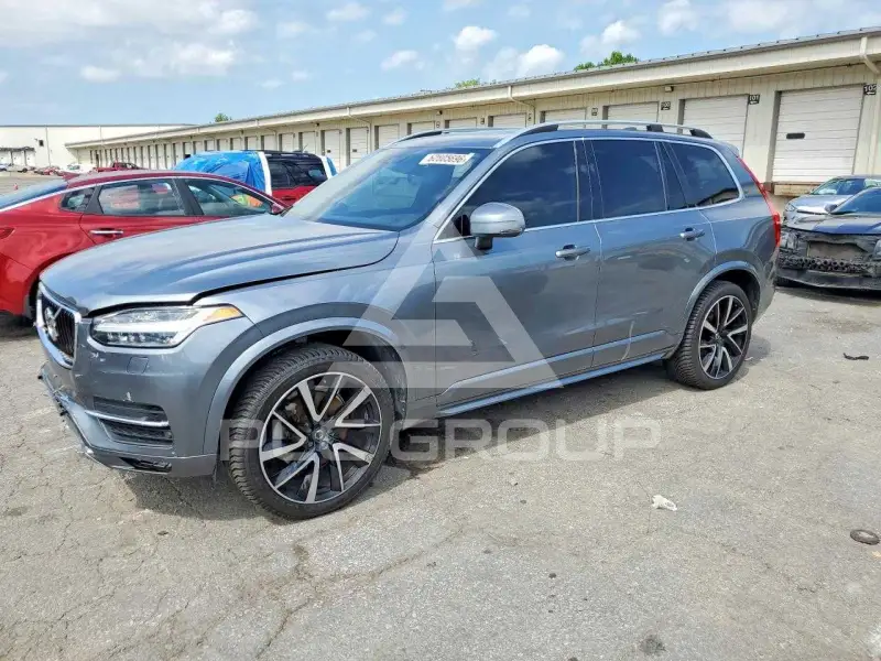 2018 Volvo XC90 photo