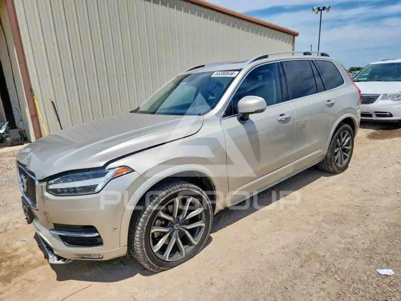 2018 Volvo XC90 photo