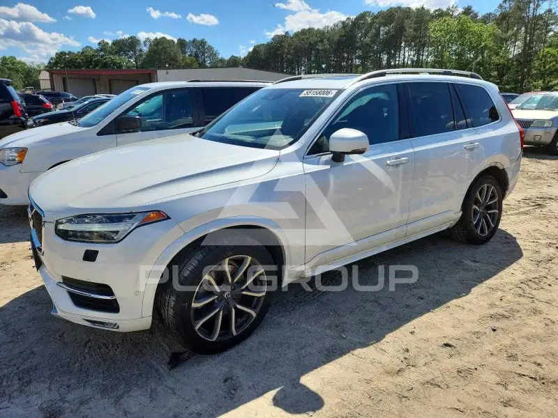 2018 Volvo XC90 photo