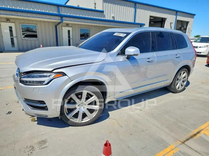 2018 Volvo XC90 photo