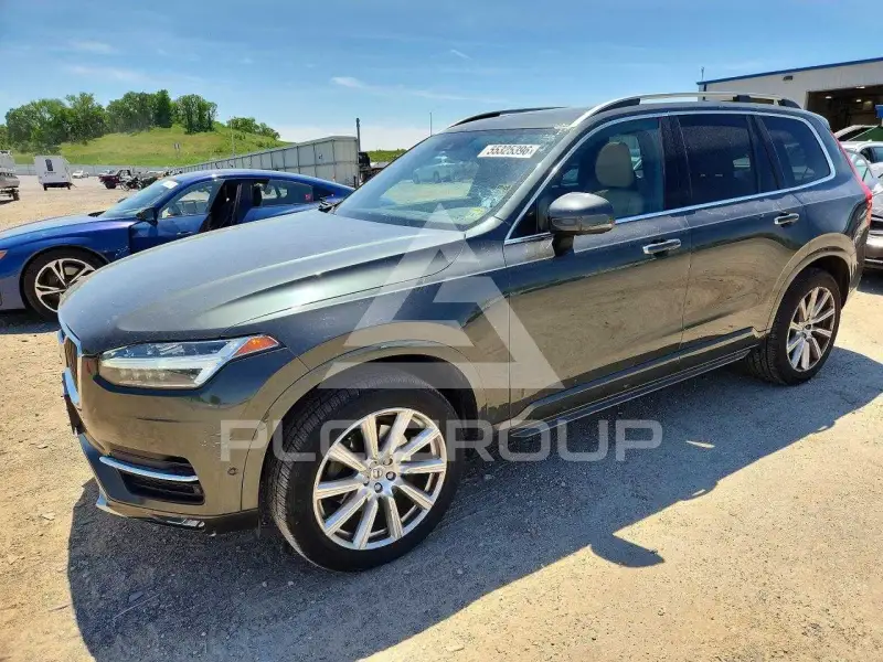 2018 Volvo XC90 photo