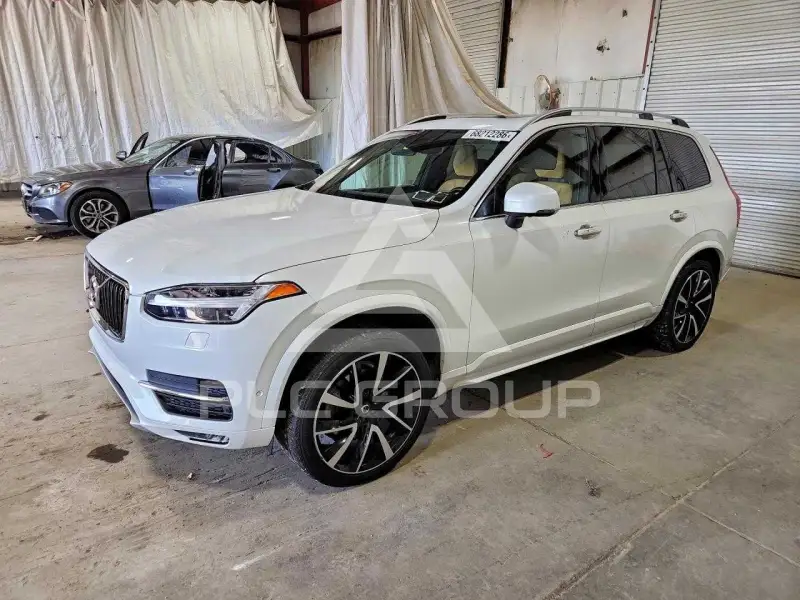 2018 Volvo XC90 фото