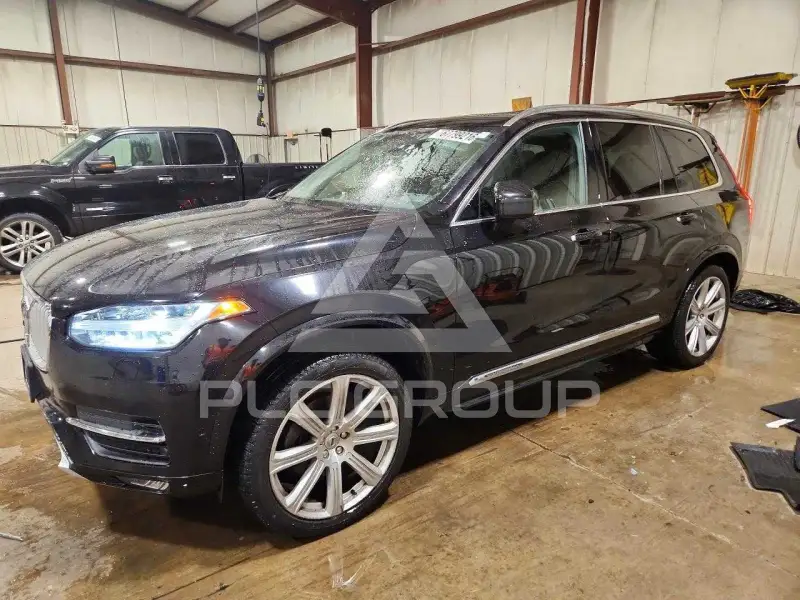 2018 Volvo XC90 фото