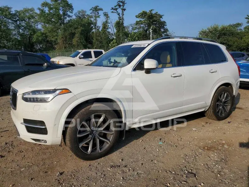 2018 Volvo XC90 photo