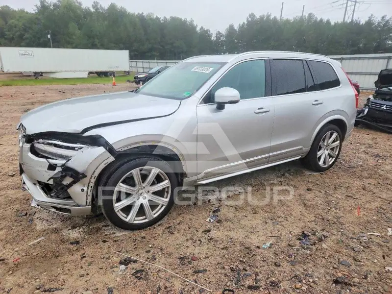 2018 Volvo XC90 фото