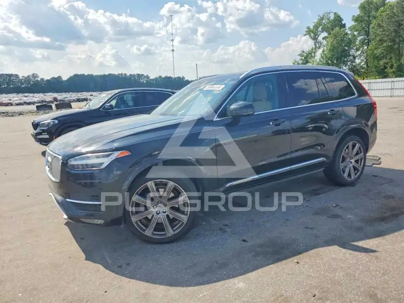 2018 Volvo XC90 фото