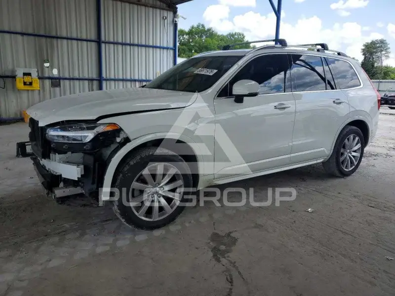 2018 Volvo XC90 photo