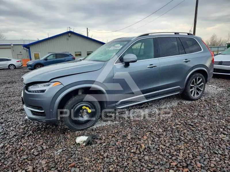2018 Volvo XC90 photo