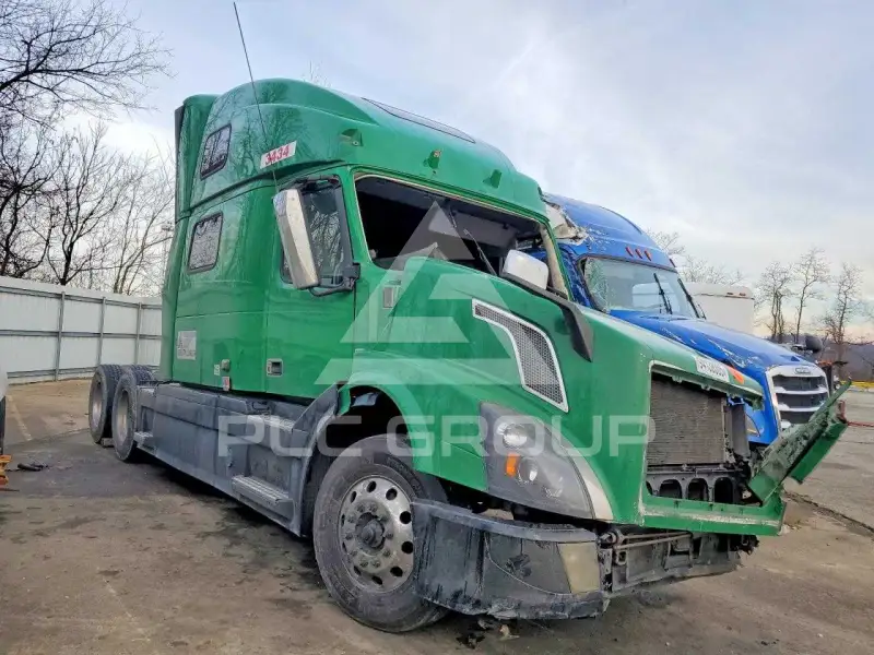 2018 Volvo VNL photo