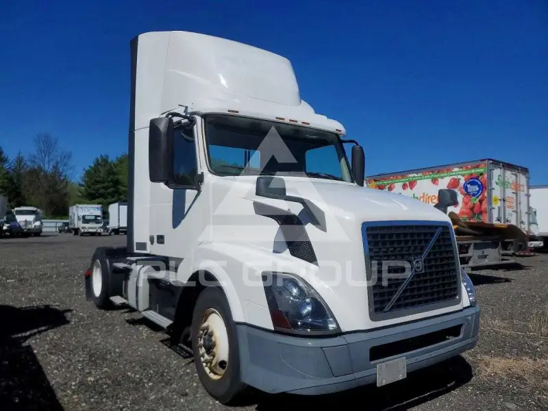 2018 Volvo VNL photo