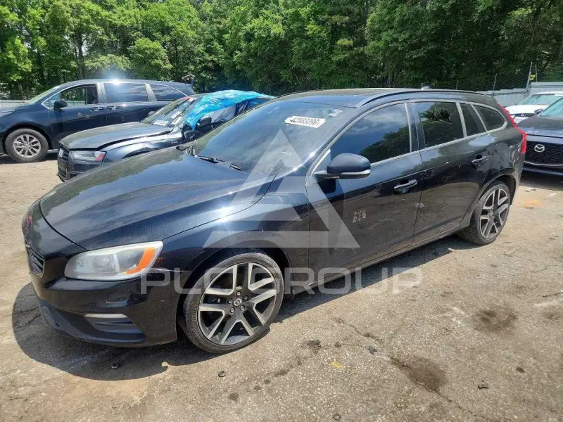 2018 Volvo V60 photo