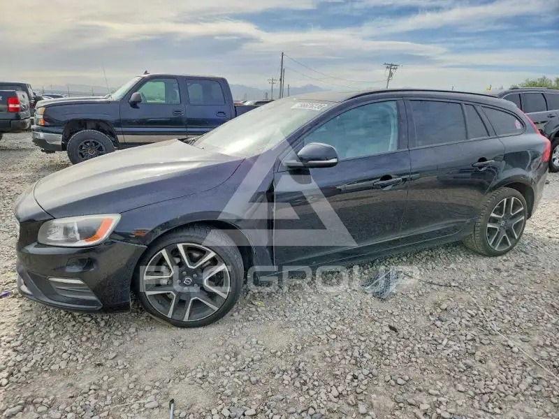 2018 Volvo V60 фото