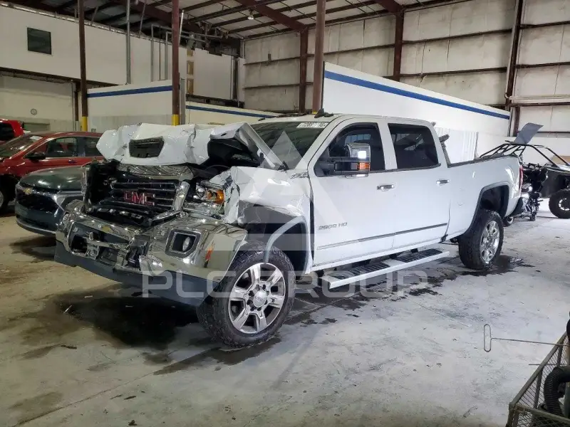 2018 GMC Sierra фото