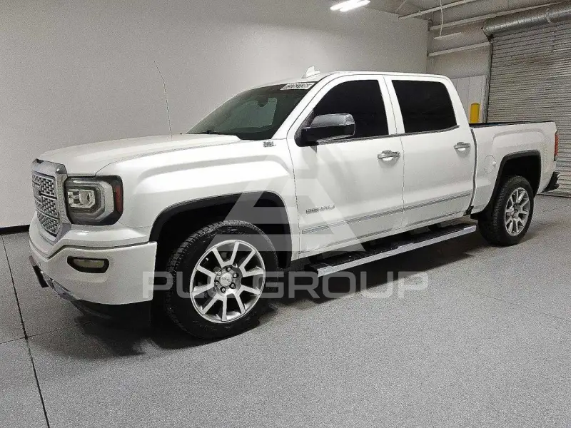 2018 GMC Sierra photo