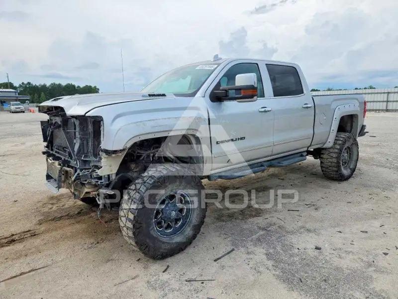 2018 GMC Sierra фото