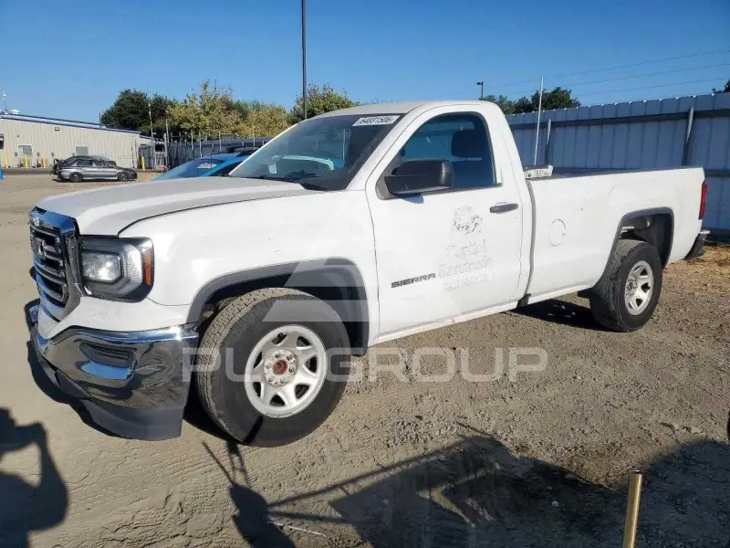 2018 GMC Sierra photo