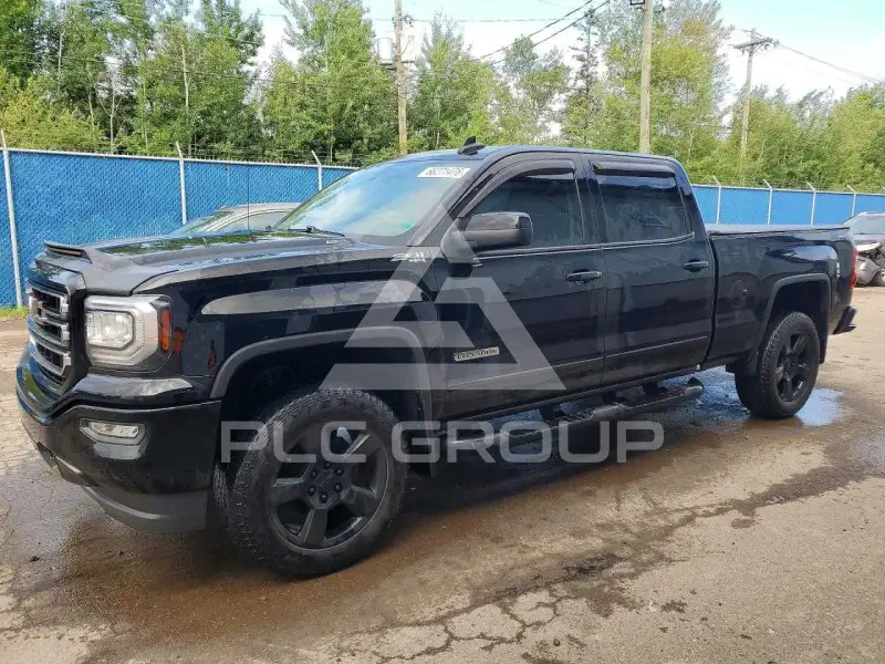 2018 GMC Sierra photo