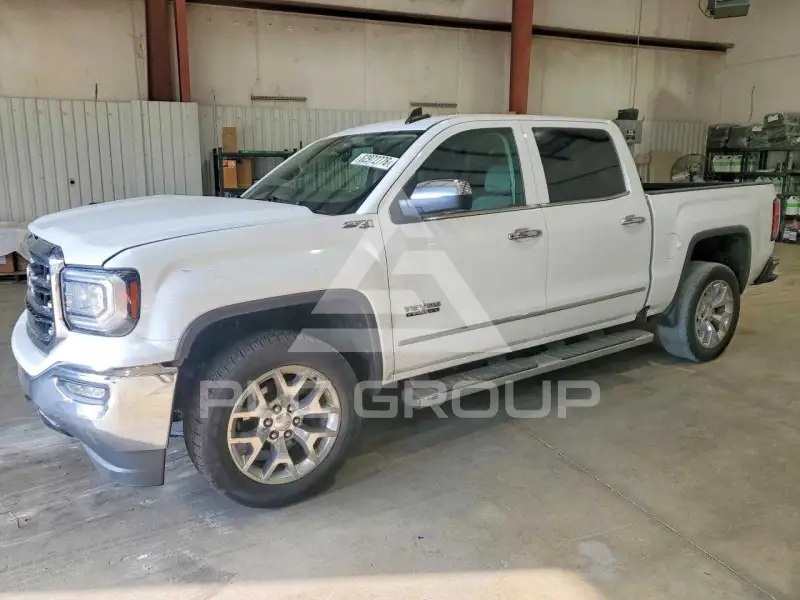 2018 GMC Sierra photo