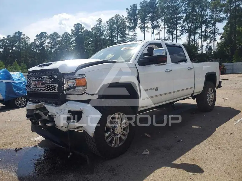 2018 GMC Sierra photo