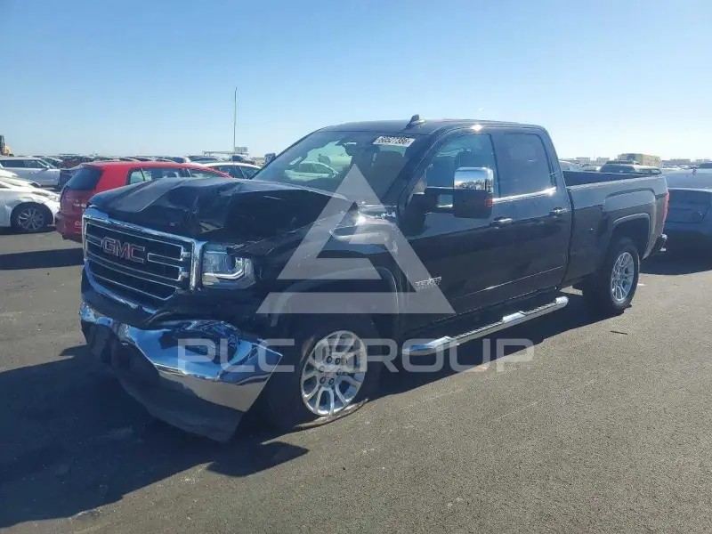 2018 GMC Sierra photo