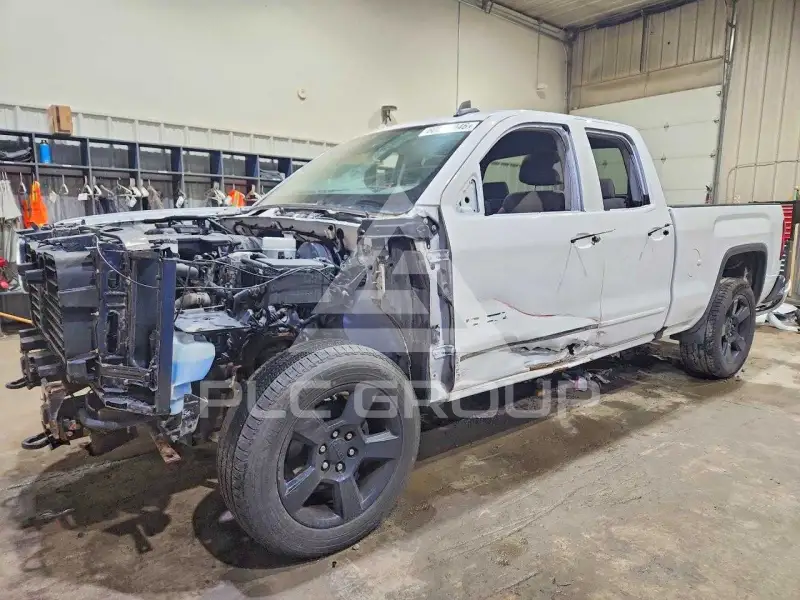 2018 GMC Sierra photo