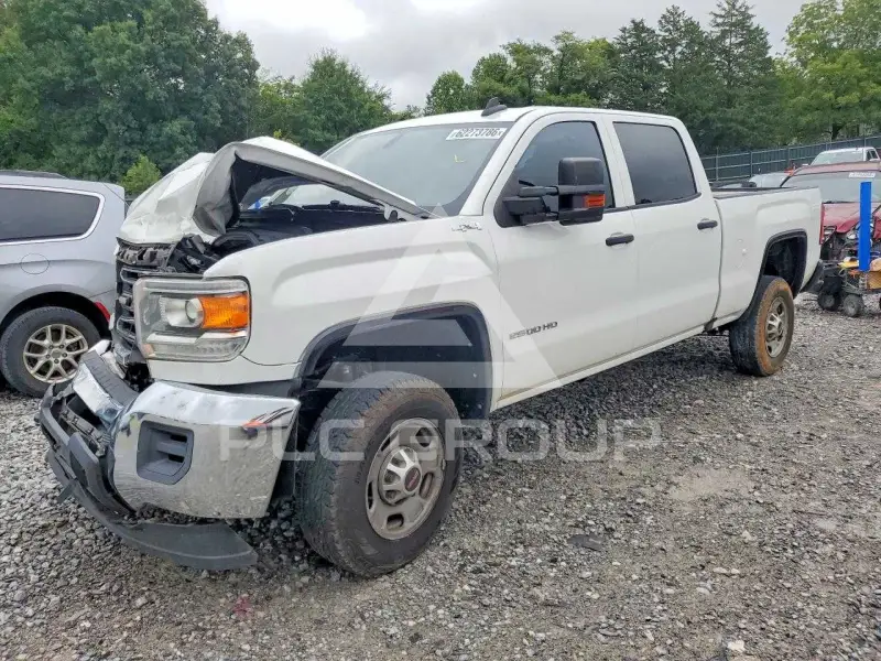 2018 GMC Sierra photo