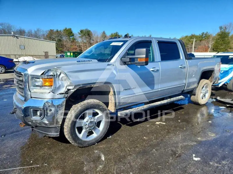 2018 GMC Sierra фото