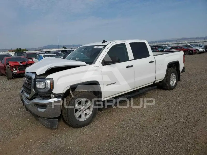 2018 GMC Sierra photo