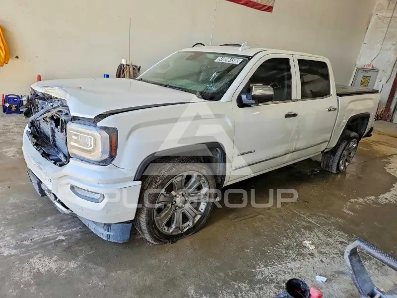 2018 GMC Sierra photo