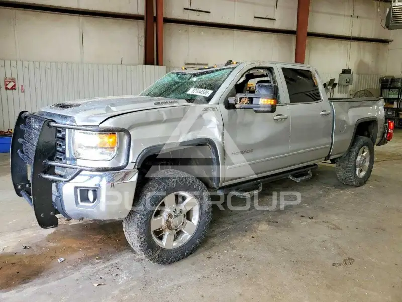 2018 GMC Sierra фото