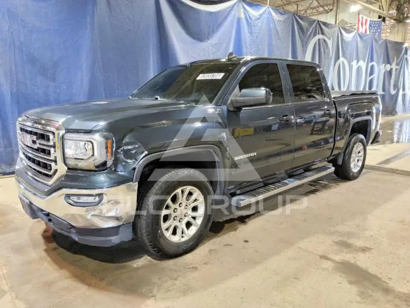2018 GMC Sierra photo
