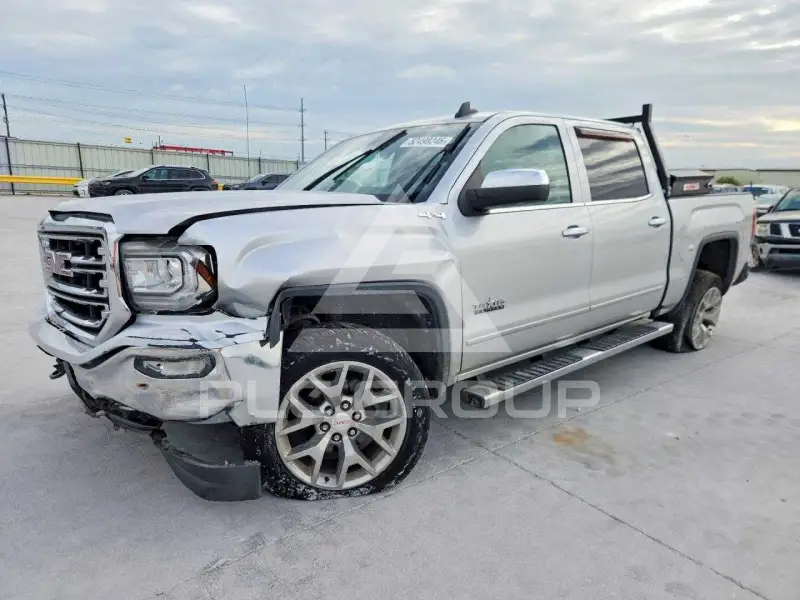 2018 GMC Sierra photo