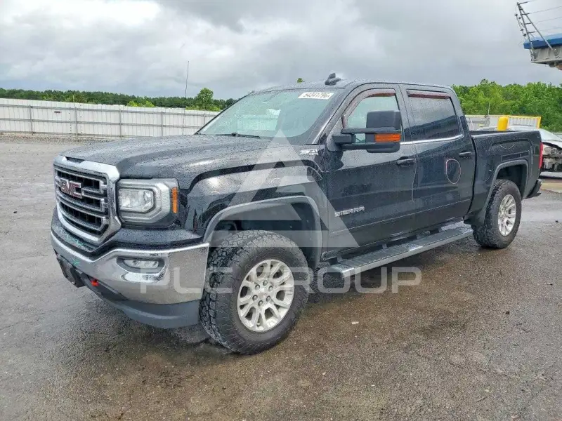 2018 GMC Sierra photo