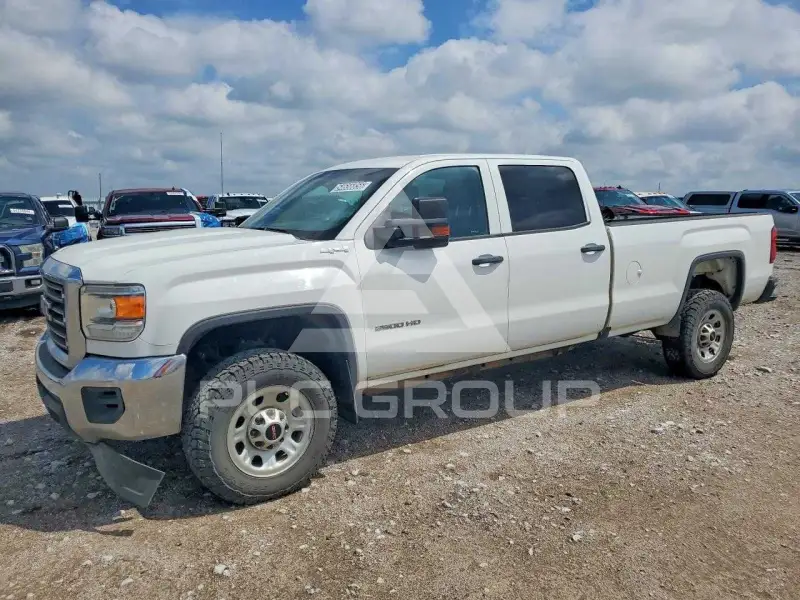 2018 GMC Sierra photo