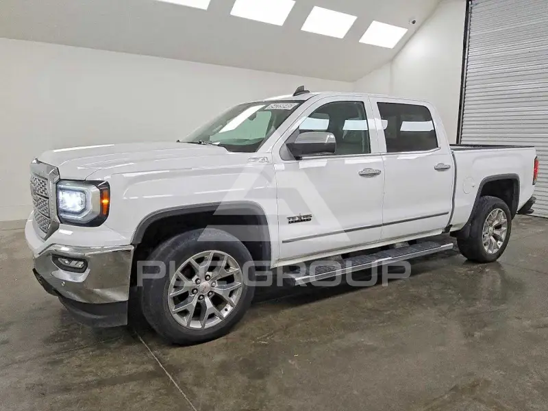 2018 GMC Sierra photo
