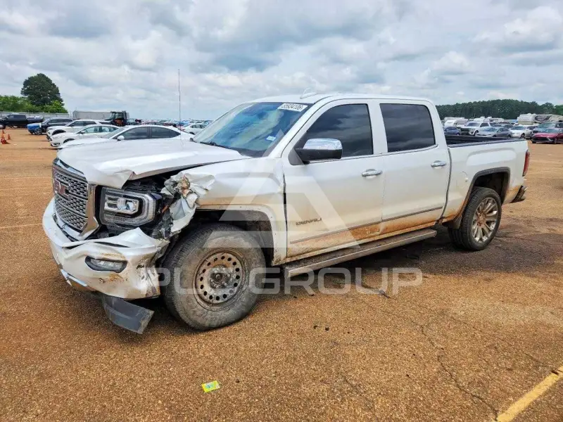 2018 GMC Sierra photo