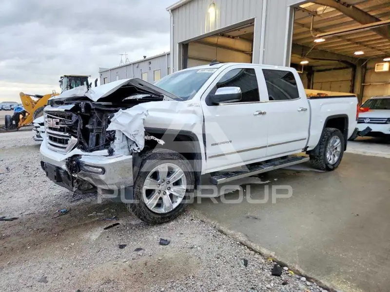 2018 GMC Sierra photo