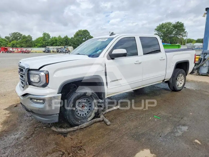 2018 GMC Sierra photo