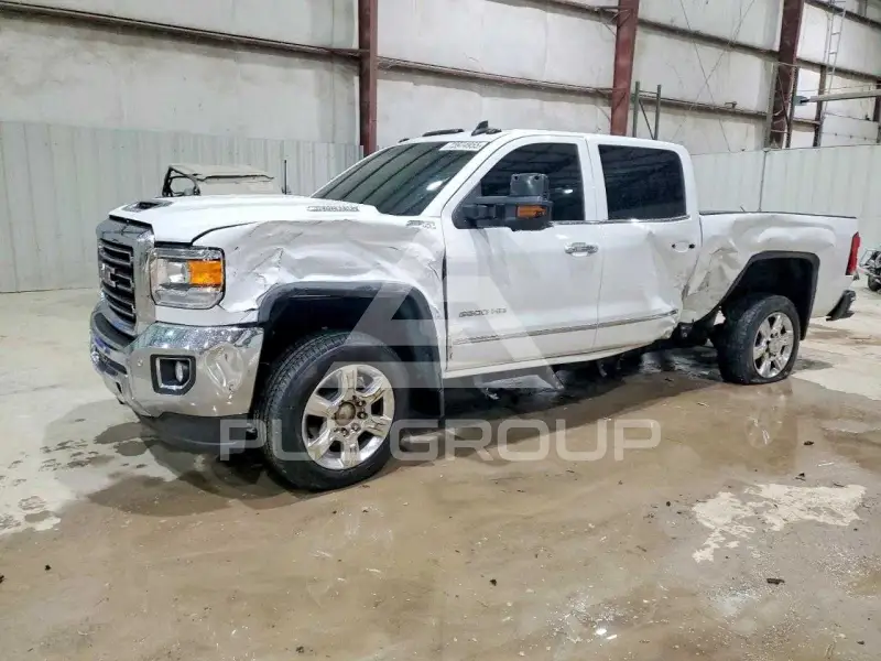 2018 GMC Sierra фото