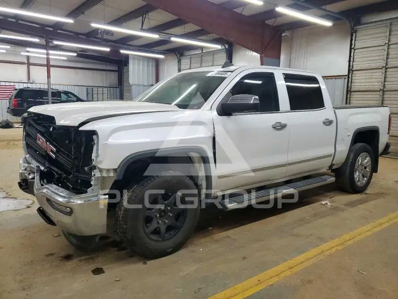 2018 GMC Sierra photo