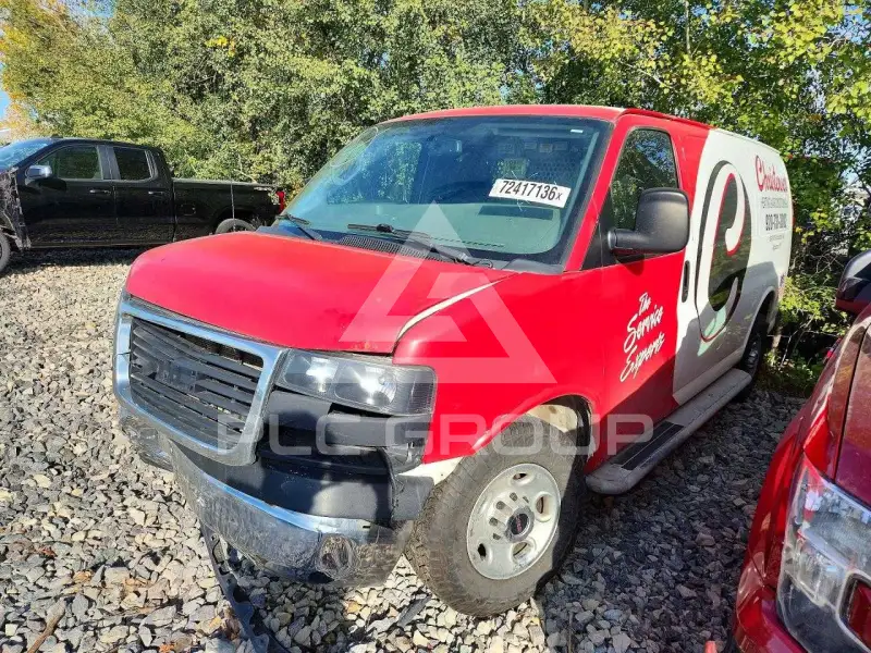 2018 GMC Savana photo
