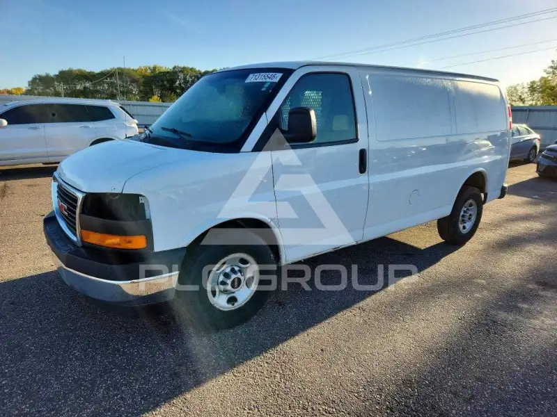 2018 GMC Savana фото