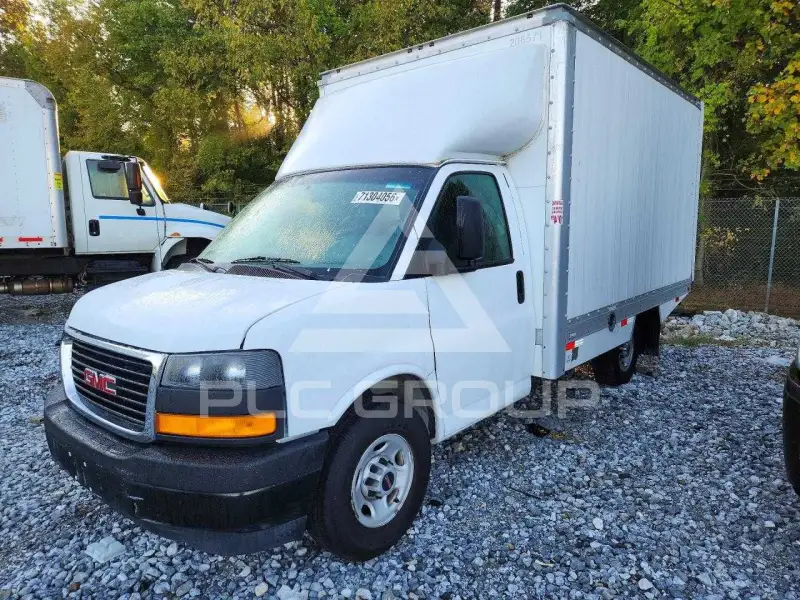 2018 GMC Savana фото